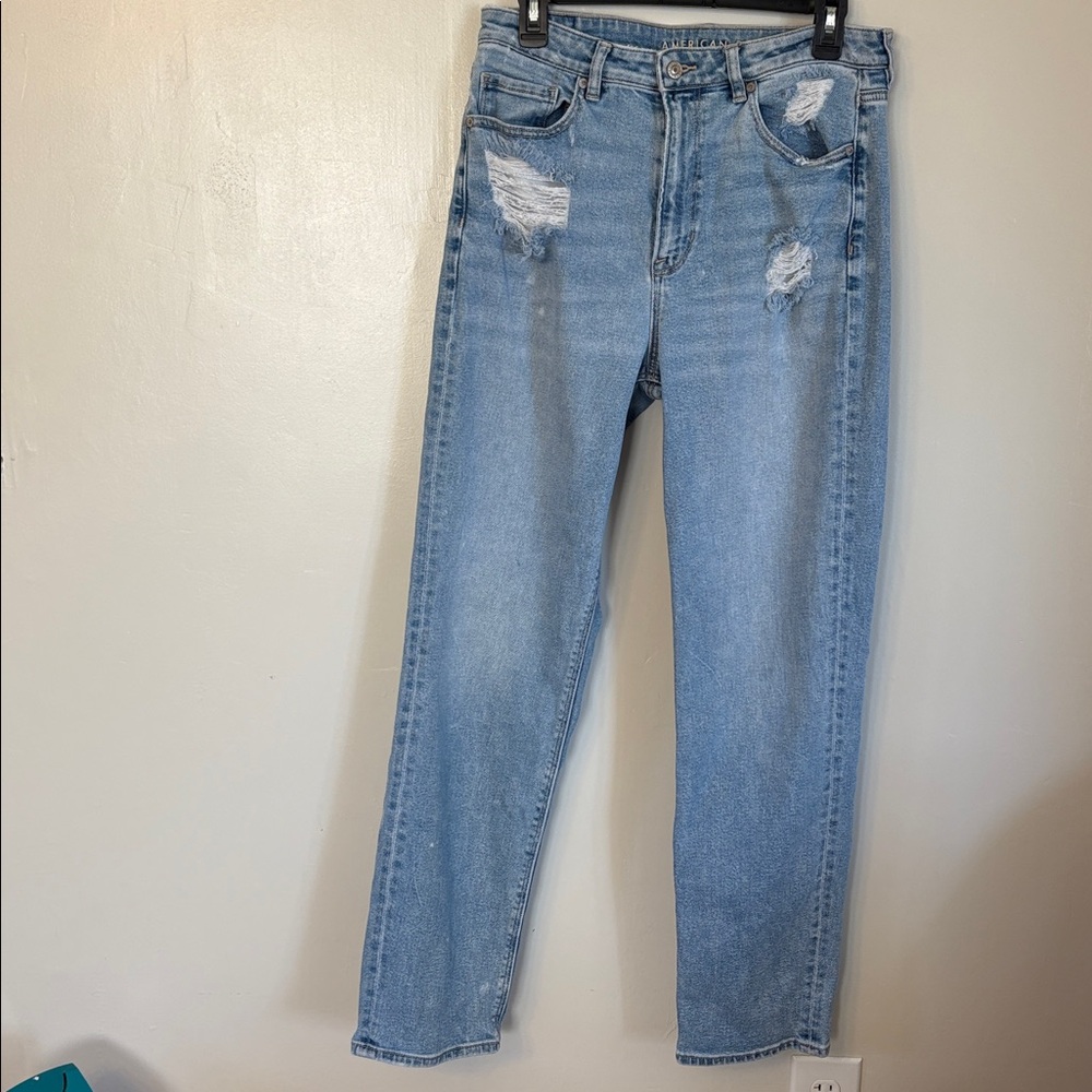 American Eagle Mom Straight Stretch Jean Distressed/Ripped Style  12 X-Long